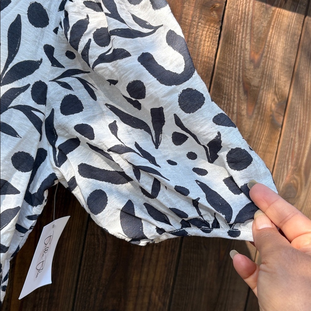 NWT THML Black and White Patterned dress. - Picture 4 of 13